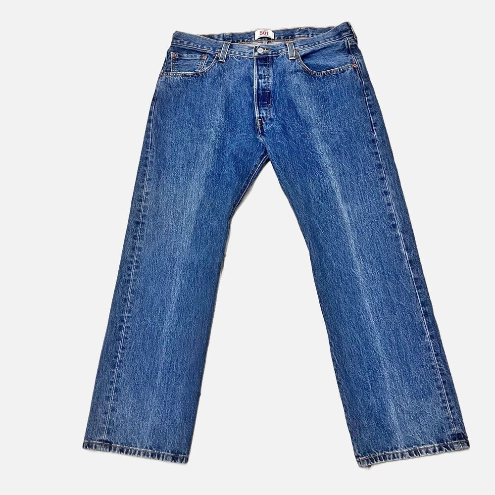 Vintage Y2K Levi’s 501XX Button Fly Blue Denim Jeans Size 38 X 30 Cotton